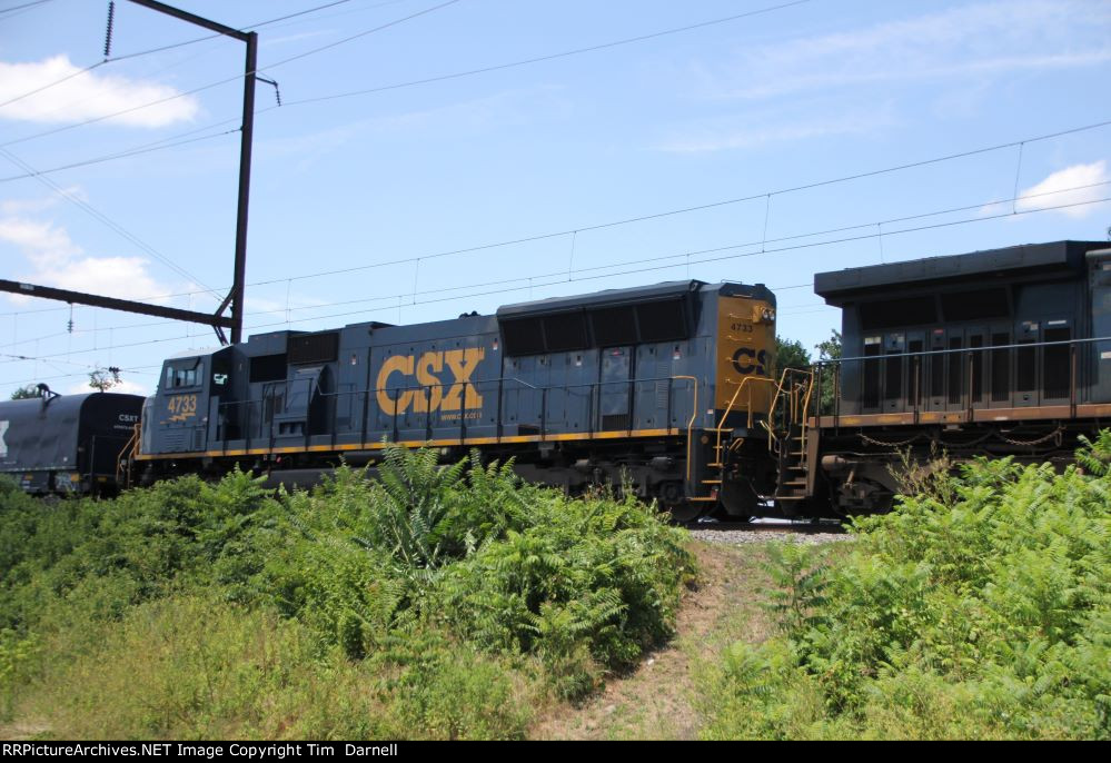 CSX 4733 2nd on M404